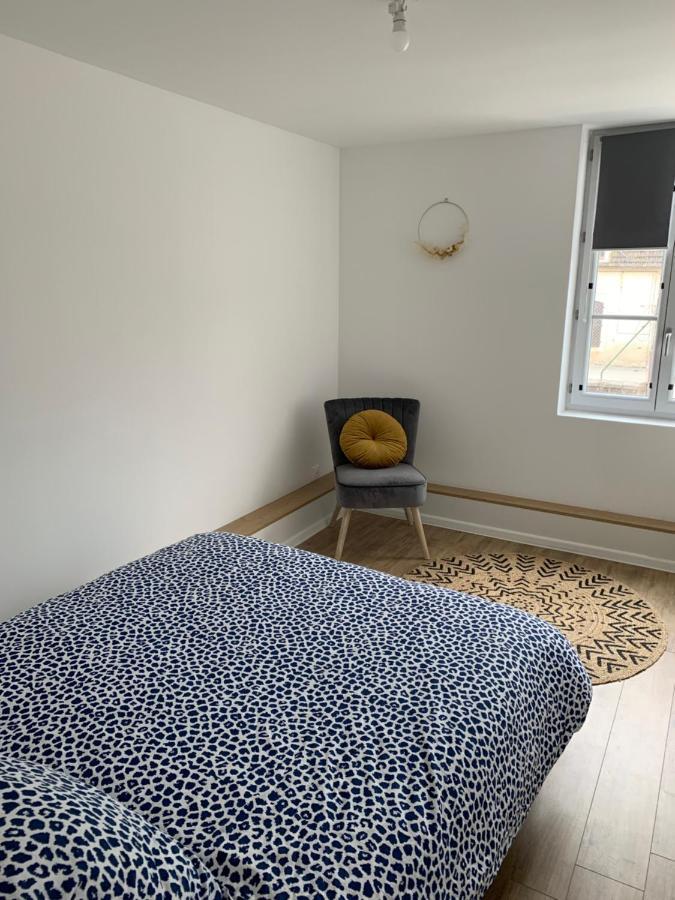 Bel Appartement Au Coeur Du Village Saint-Aubin (Jura) Exterior foto